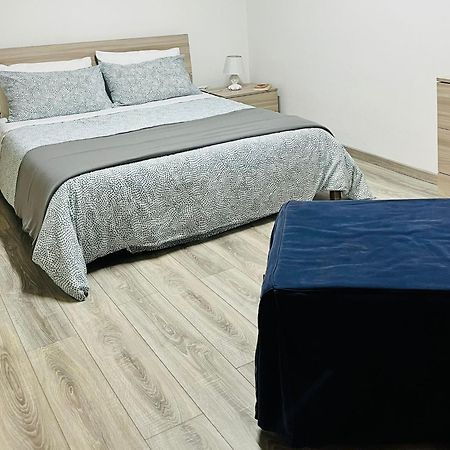 Casa Vacanza Linda Bagheria Exteriör bild