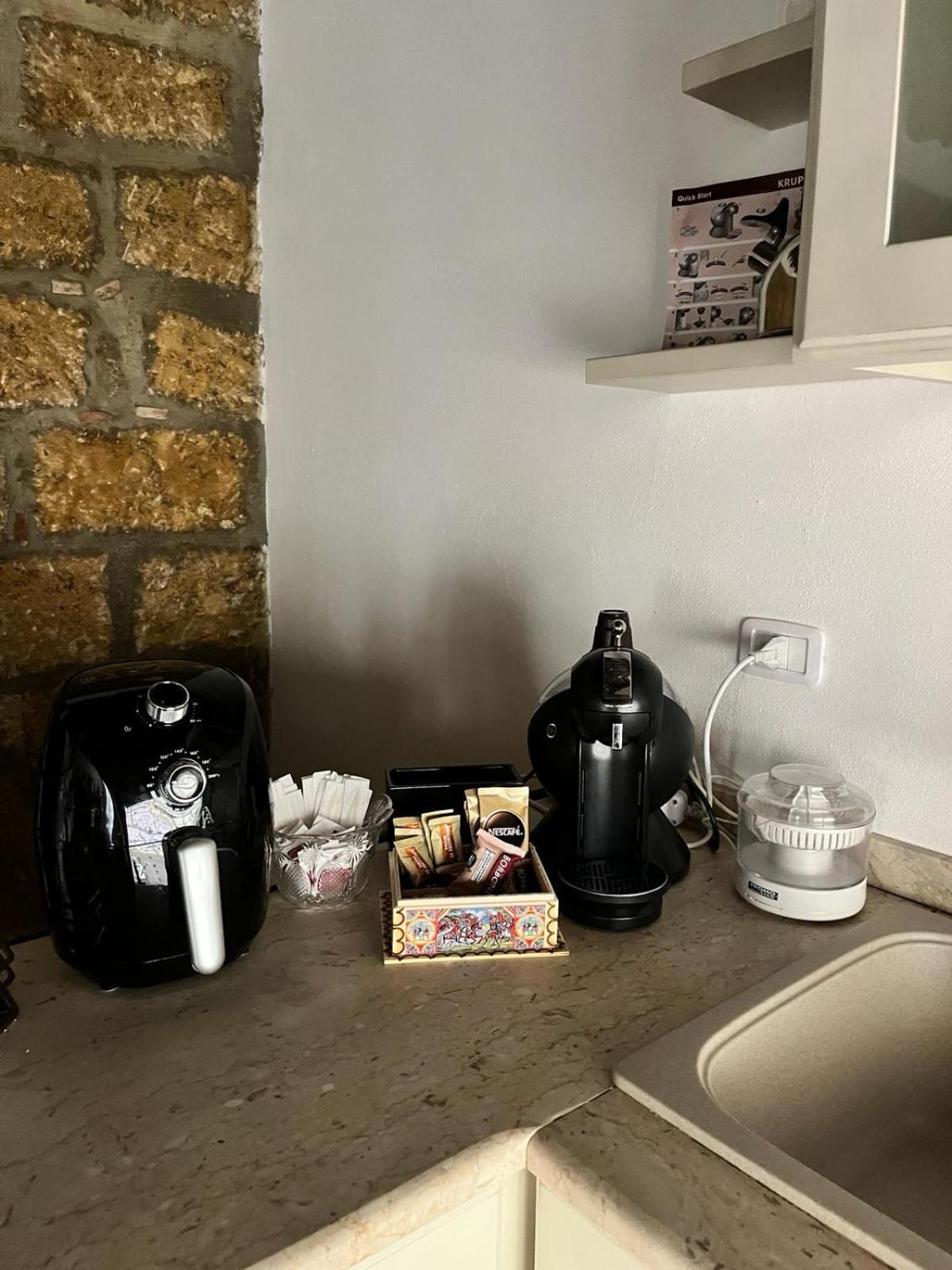 Casa Vacanza Linda Bagheria Exteriör bild